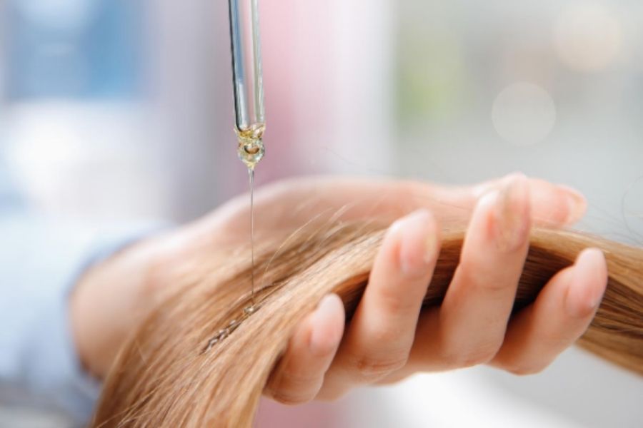 Olejowanie włosów - olejki i metody