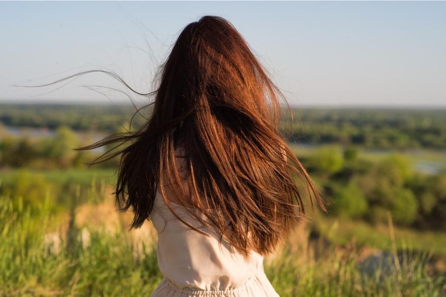 10 sprawdzonych sposobów na porost włosów