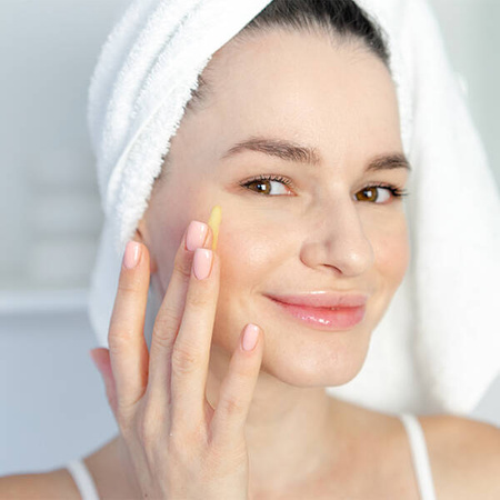 Serum Anti-Aging ze stabilizowanym retinalem 0,06%